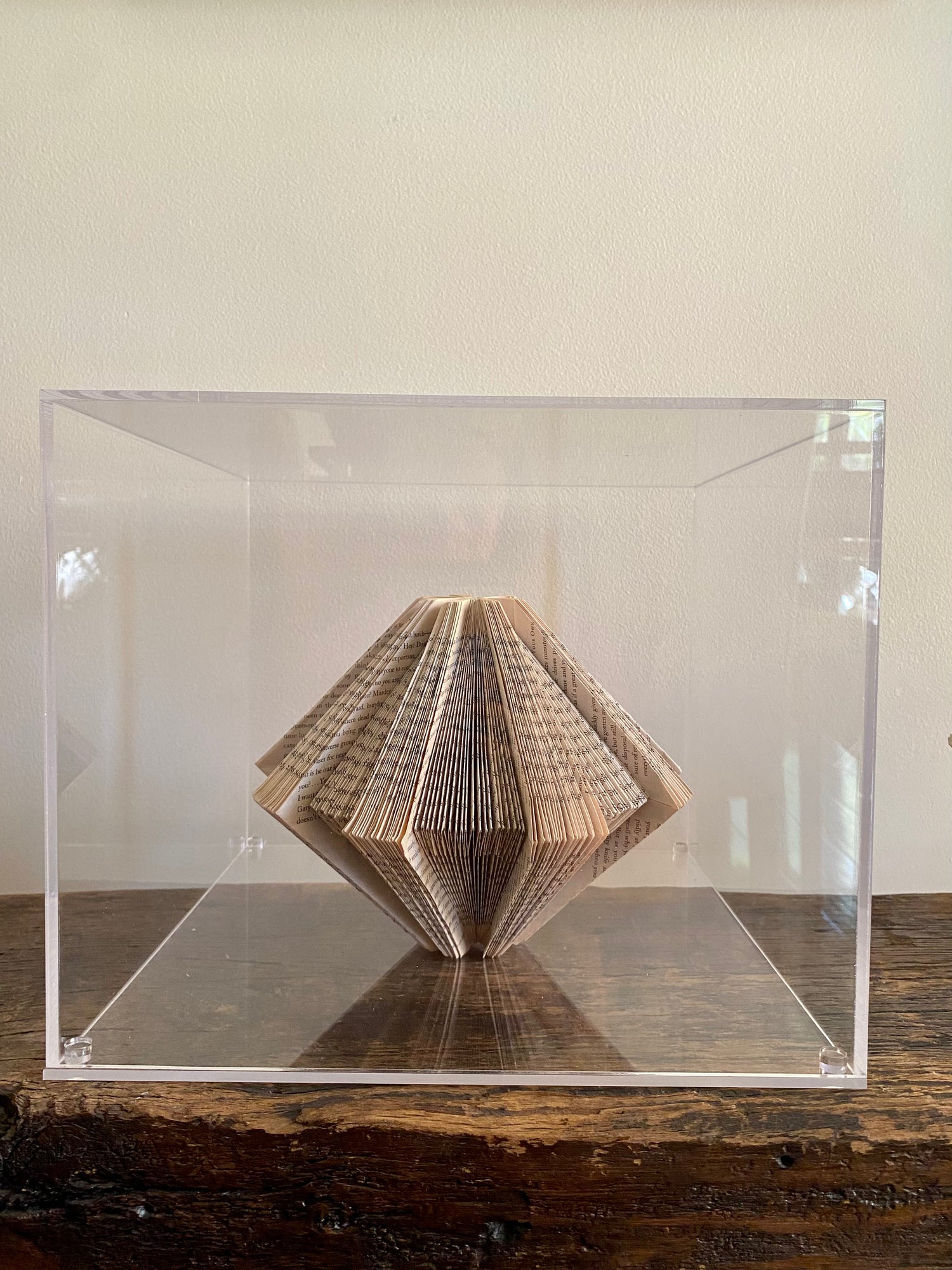 Libro Escultura Cubo Danzante