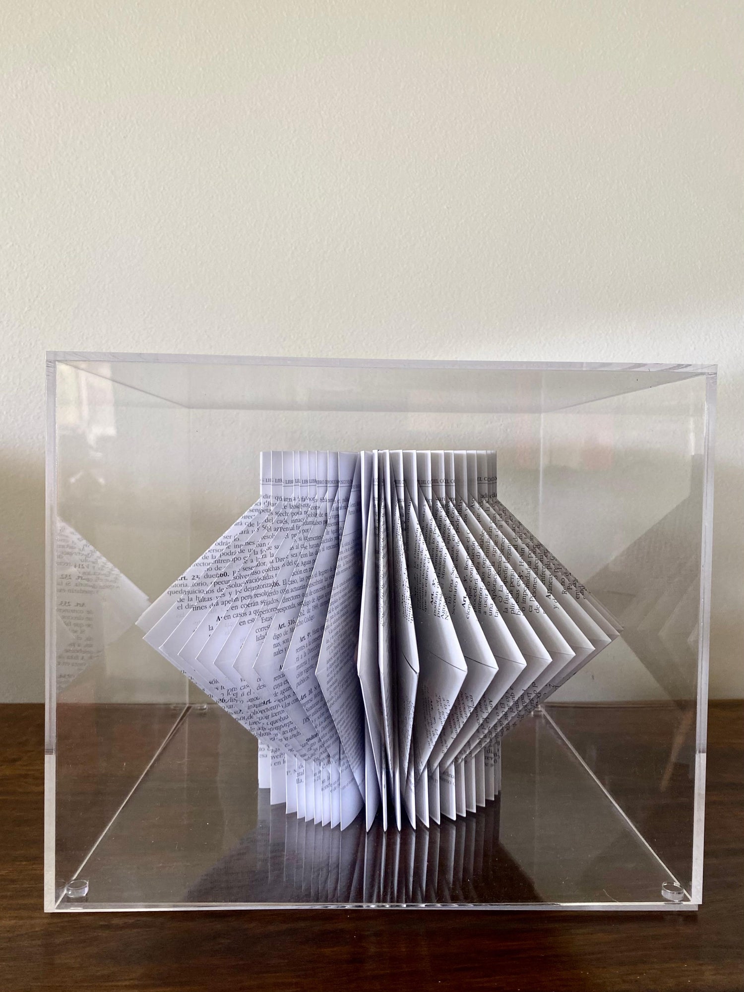 Libro Escultura Cubo Danzante