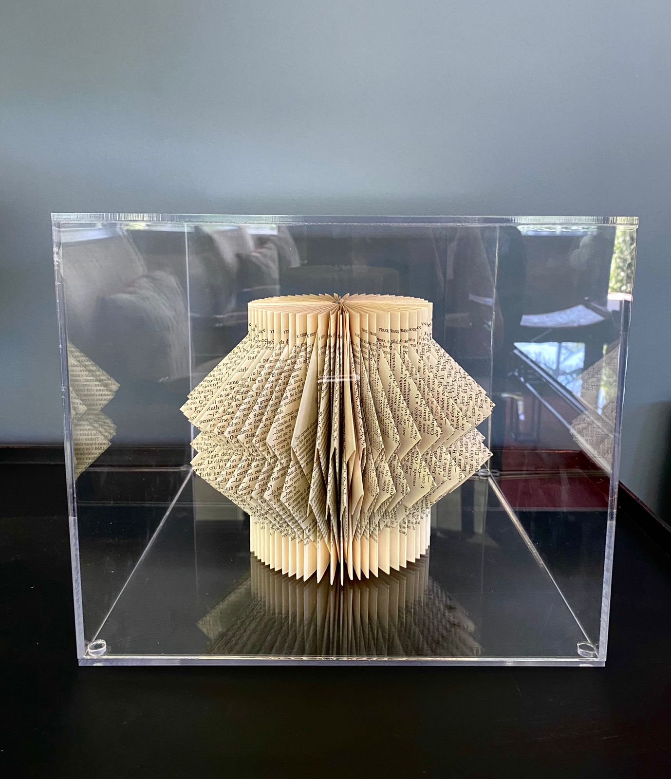 Libro Escultura Cubo Danzante